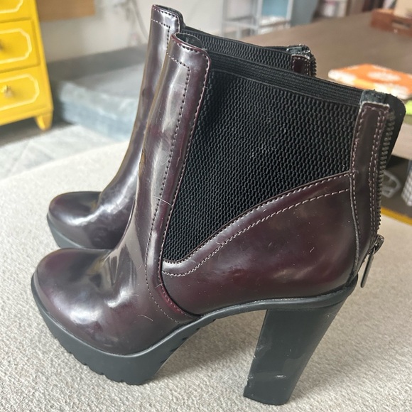 Steve Madden, Burgundy, Amandaa Heeled Boots, size 9.5 - Picture 5 of 5